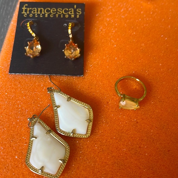 Jewelry bag over 13 items/ some designer’s including Kendra Scott & Marc Jacobs - Picture 4 of 11